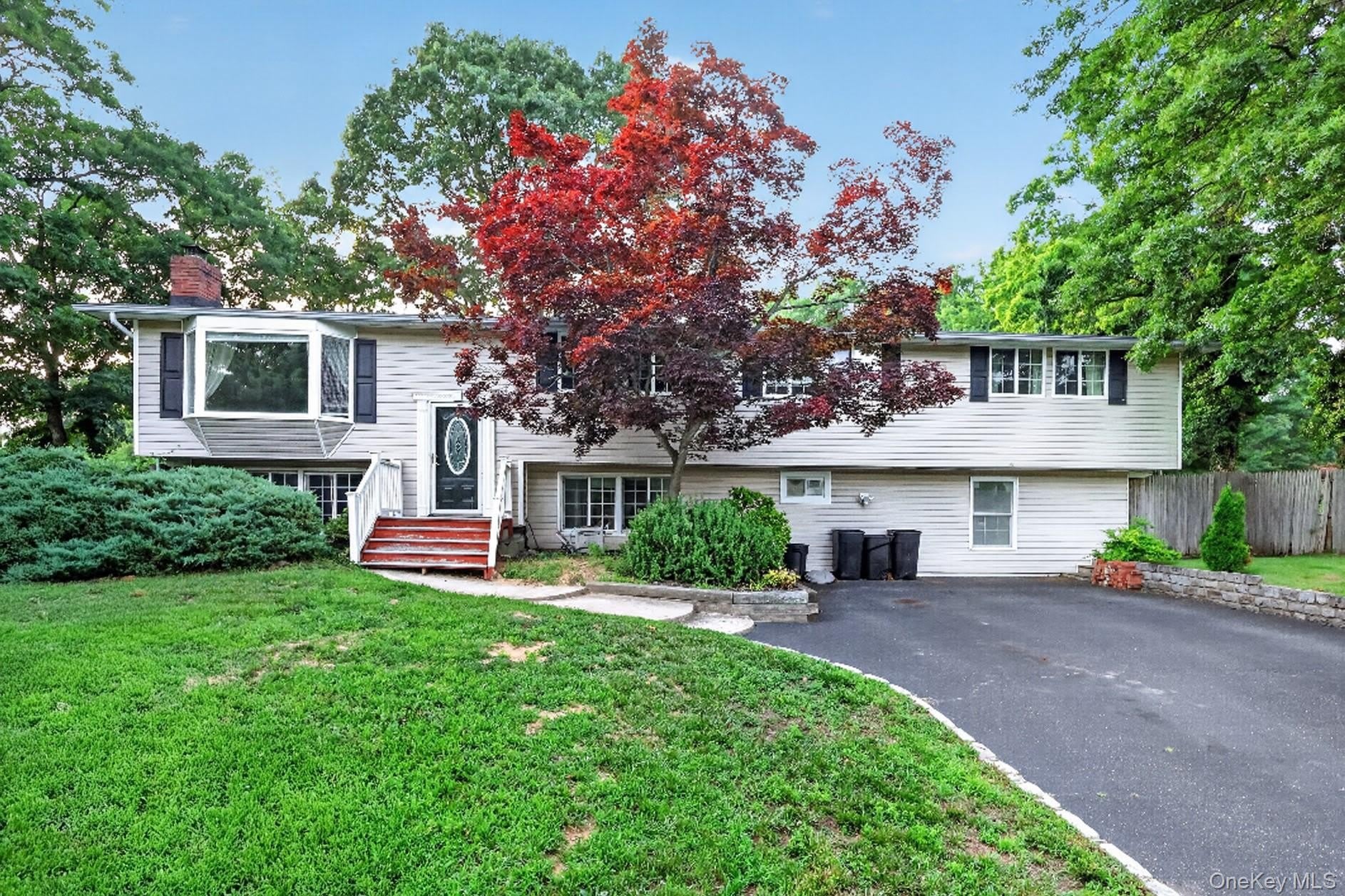 14 Branch Lane – photo 1