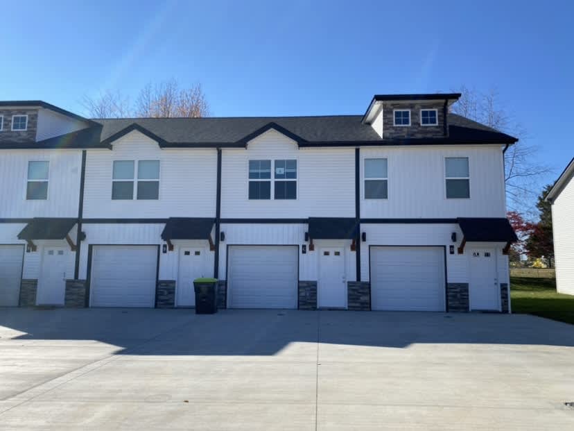 1020 Glenkirk Drive – photo 1
