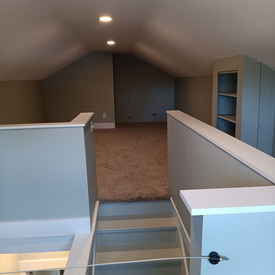 Roommate wanted: Young Professional Monmouth Men looking for a Roommate – photo 5