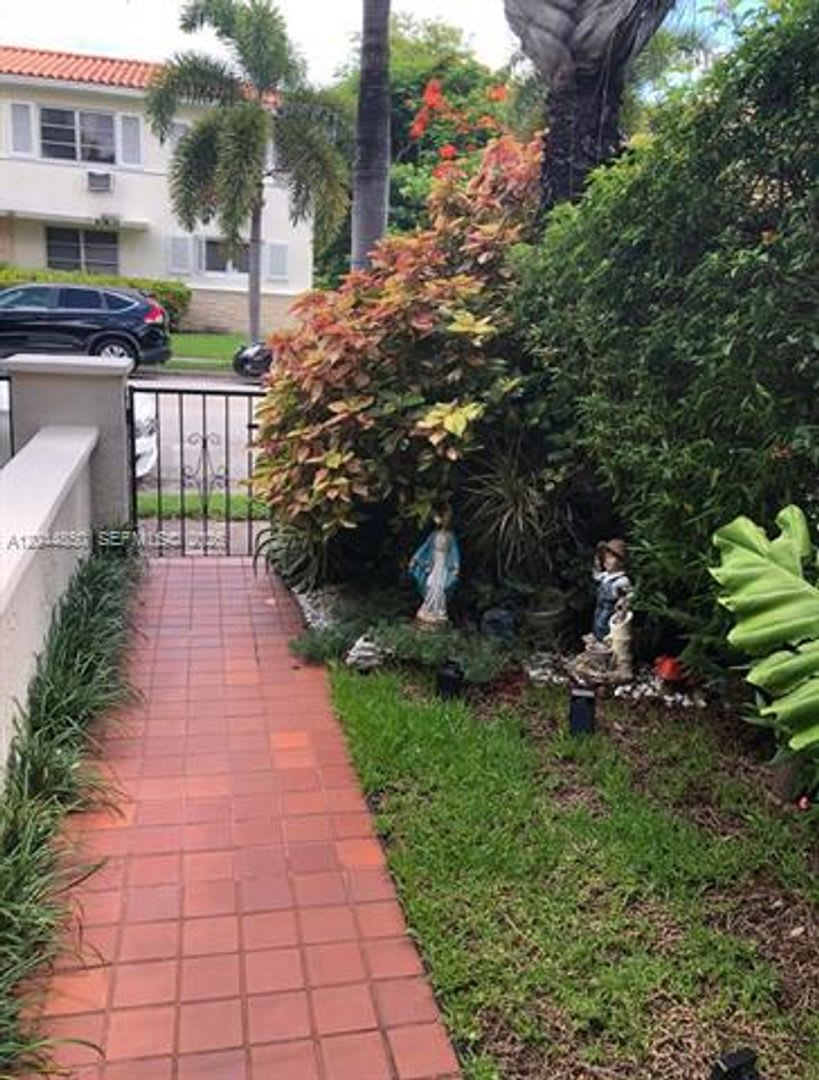 248 Majorca Ave, Coral Gables, FL 33134 – photo 3