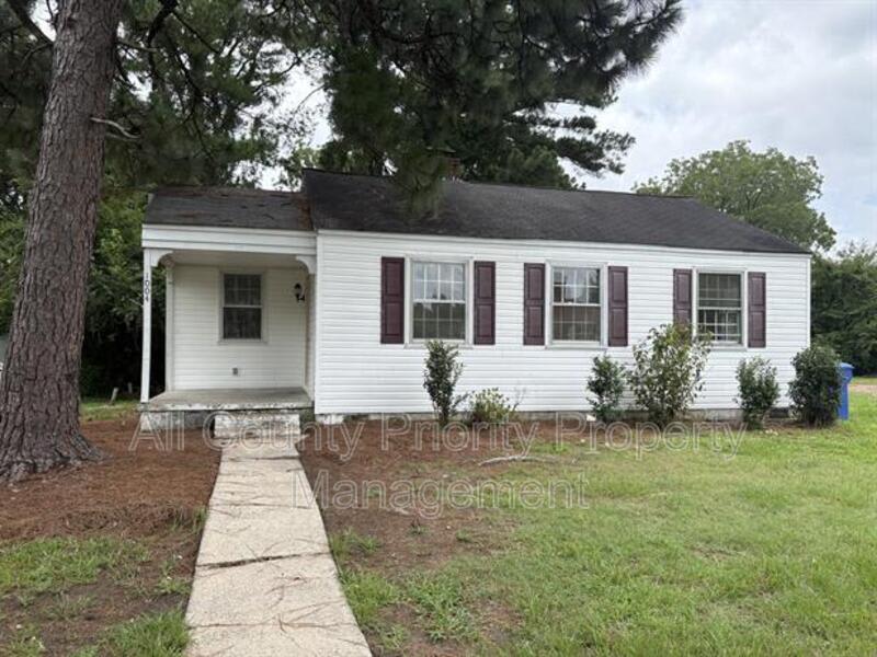 1004 Industrial Ave Ne – photo 1