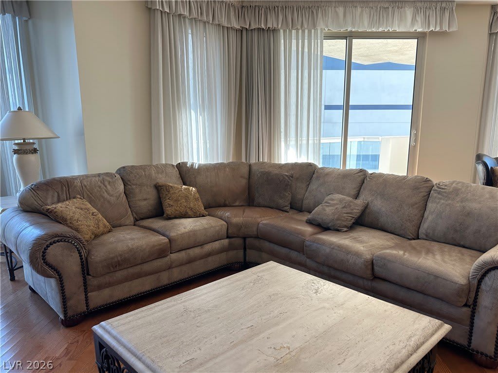 2747 Paradise Road – photo 2