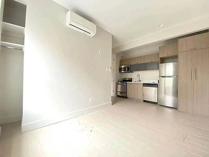 273 West 138th Street – photo 2