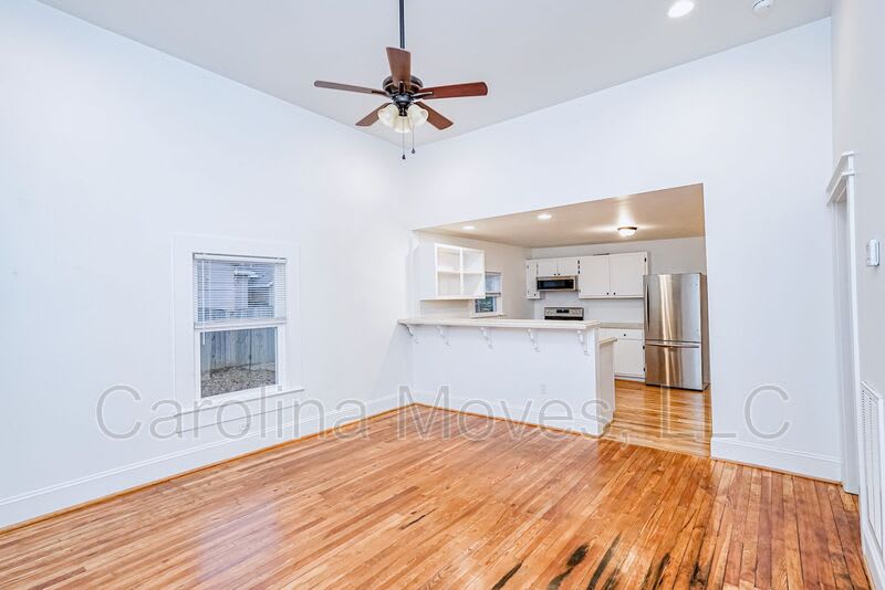 4 Frost Street – photo 3