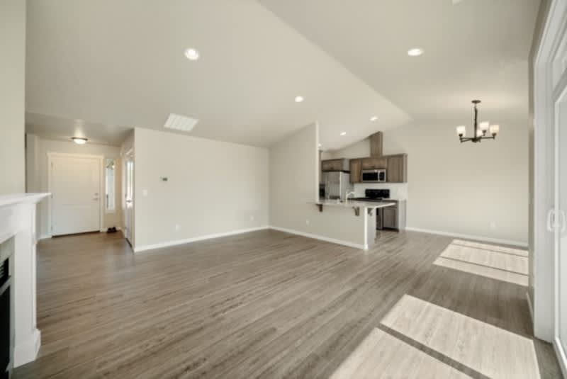 17014 East Knox Lane – photo 4