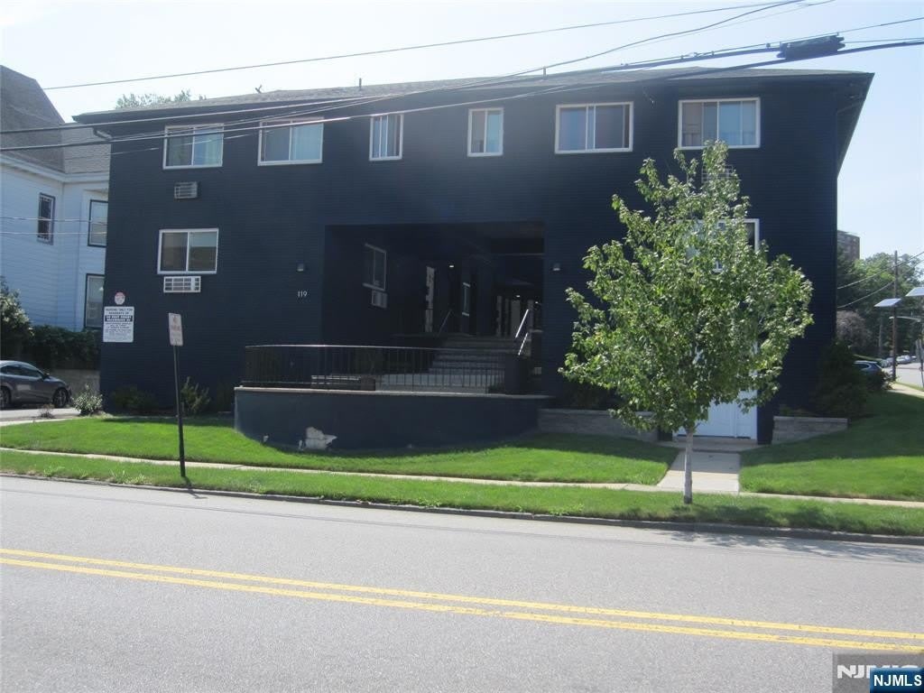 119 1st Street – photo 2