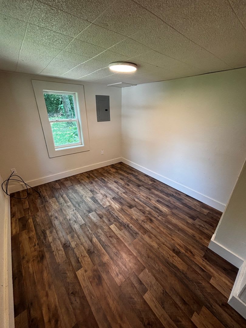 1 BEDROOM 1 BATHROOM HOUSE FOR RENT – photo 3