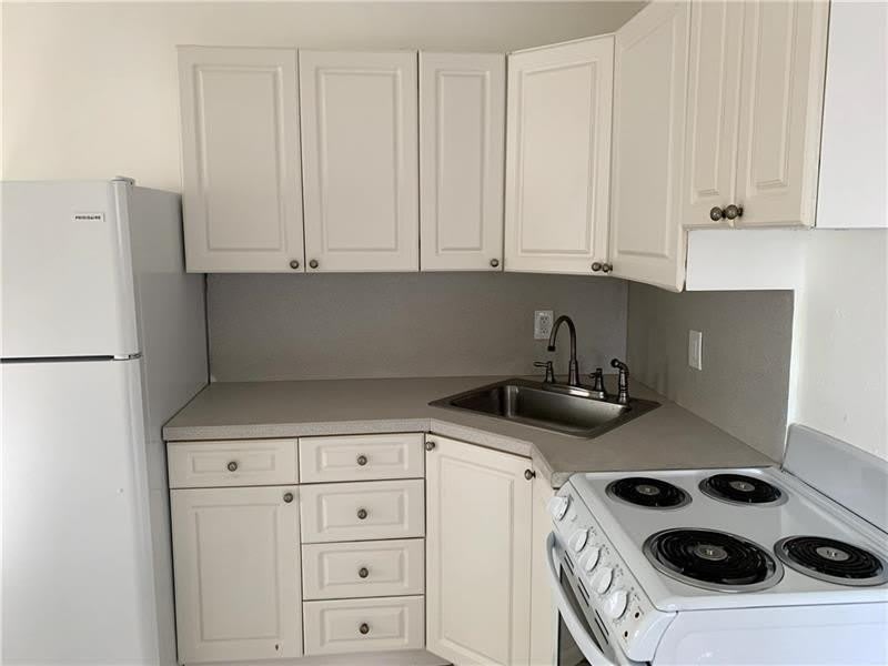 114 NW 25th Street – photo 3