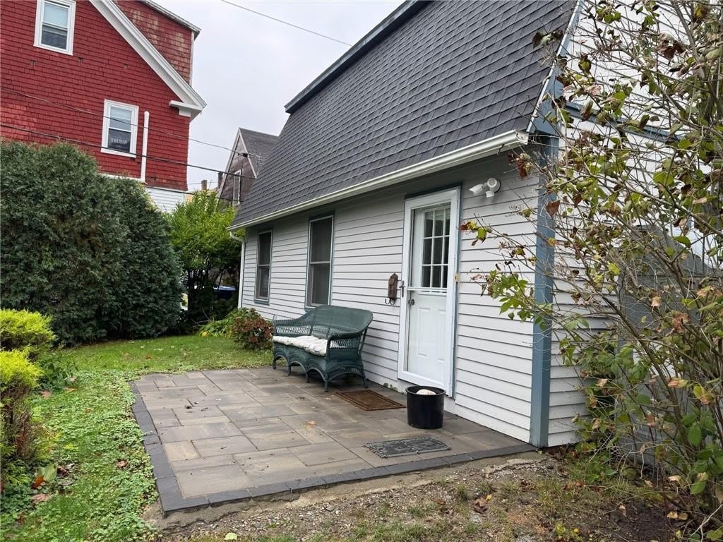 31 Powel Avenue – photo 2
