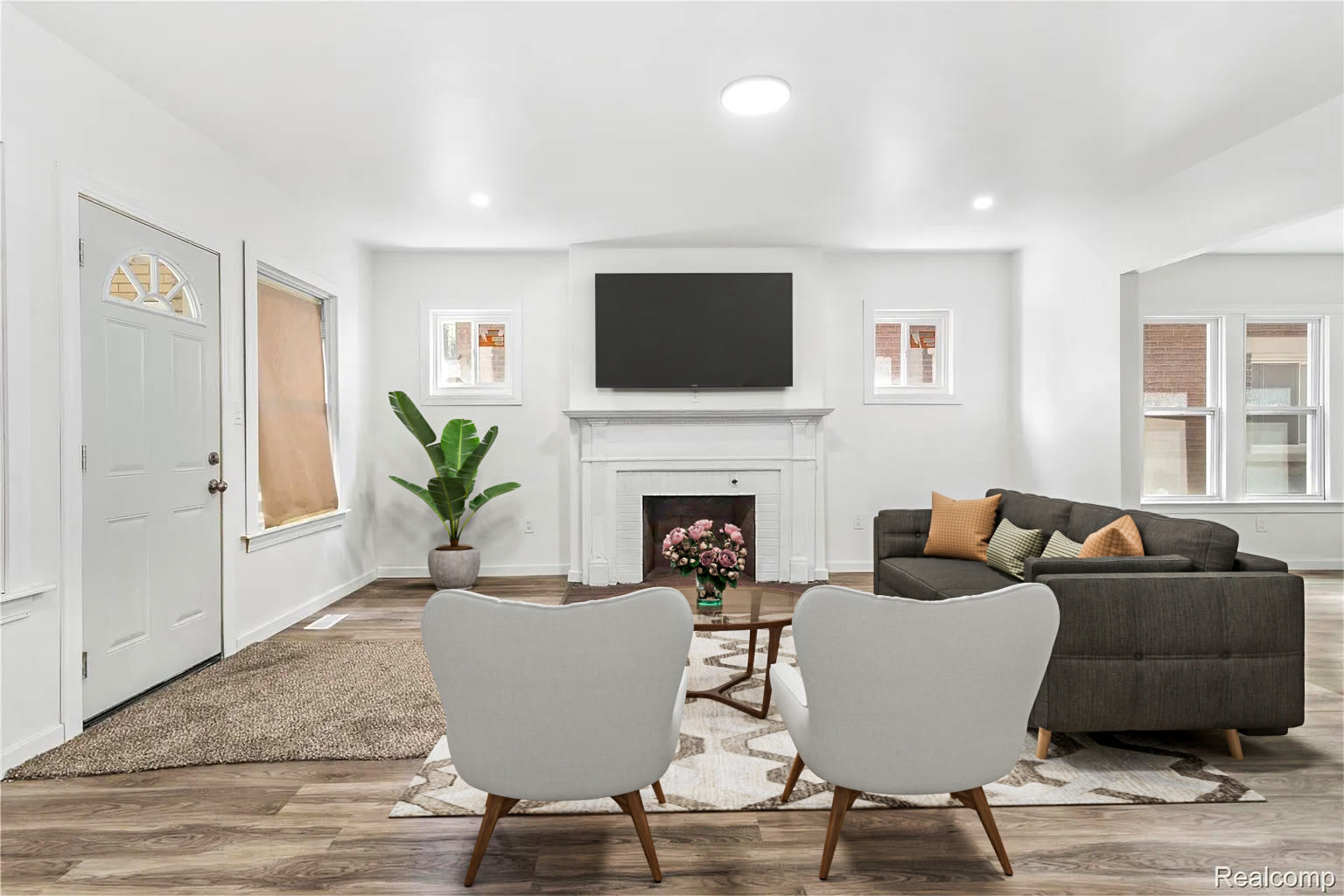 2509 Gladstone St – photo 5