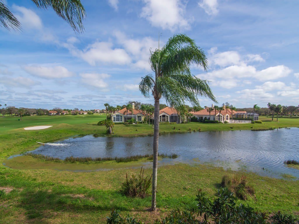 1735 Victoria Circle – photo 1