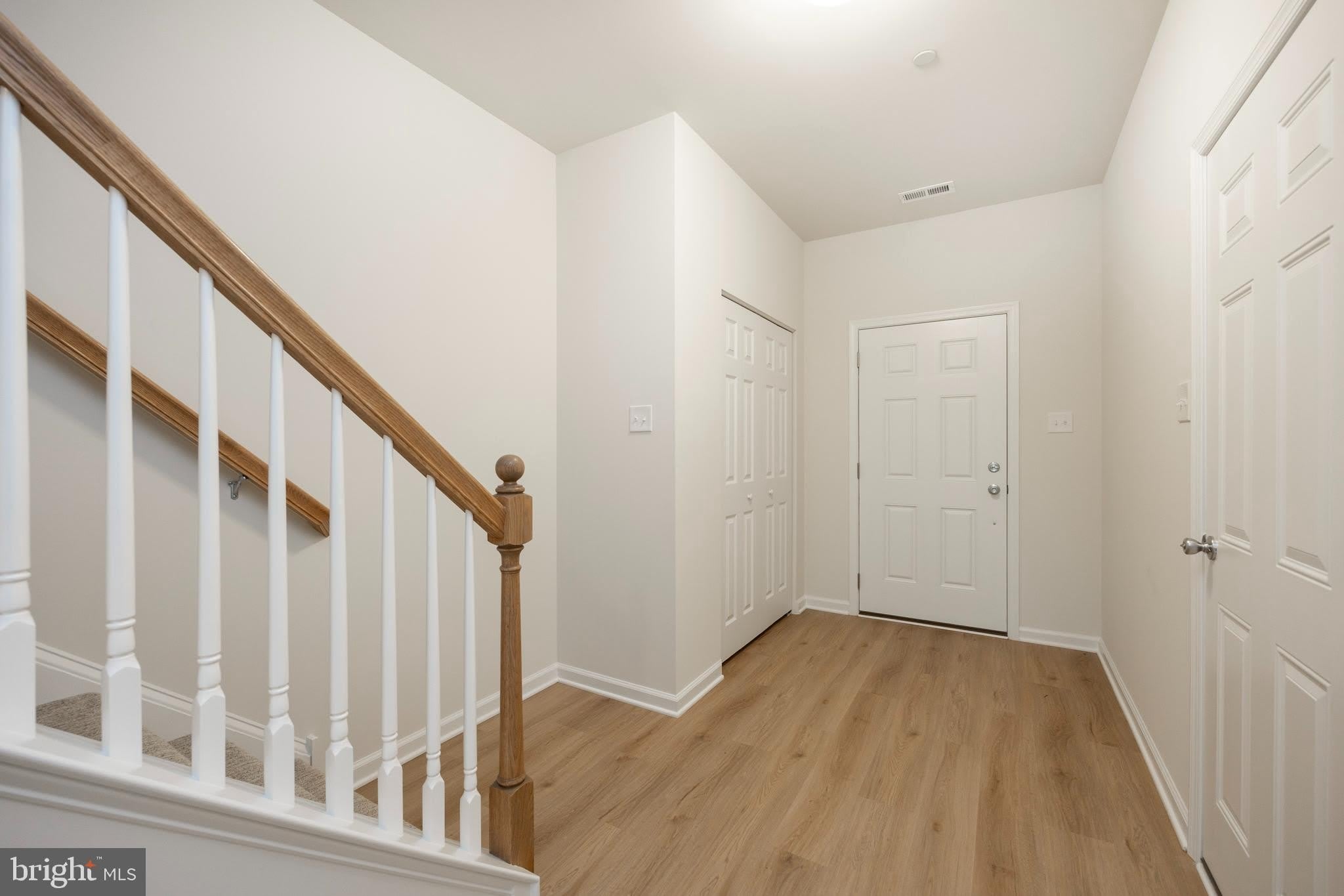 412 Ridgewood Drive – photo 2