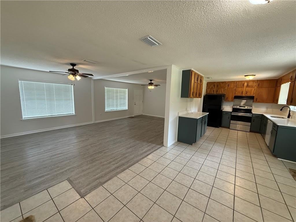 7662 Simmons Drive – photo 3