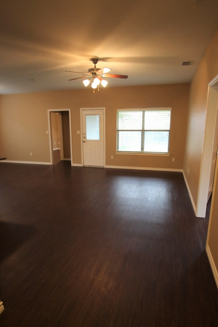 Gorgeous 3 Bedroom Home In The Ranch Subdivision Flint Coming Soon – photo 3
