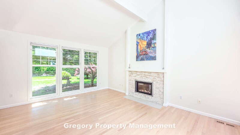 11204 NE 58th Pl – photo 5