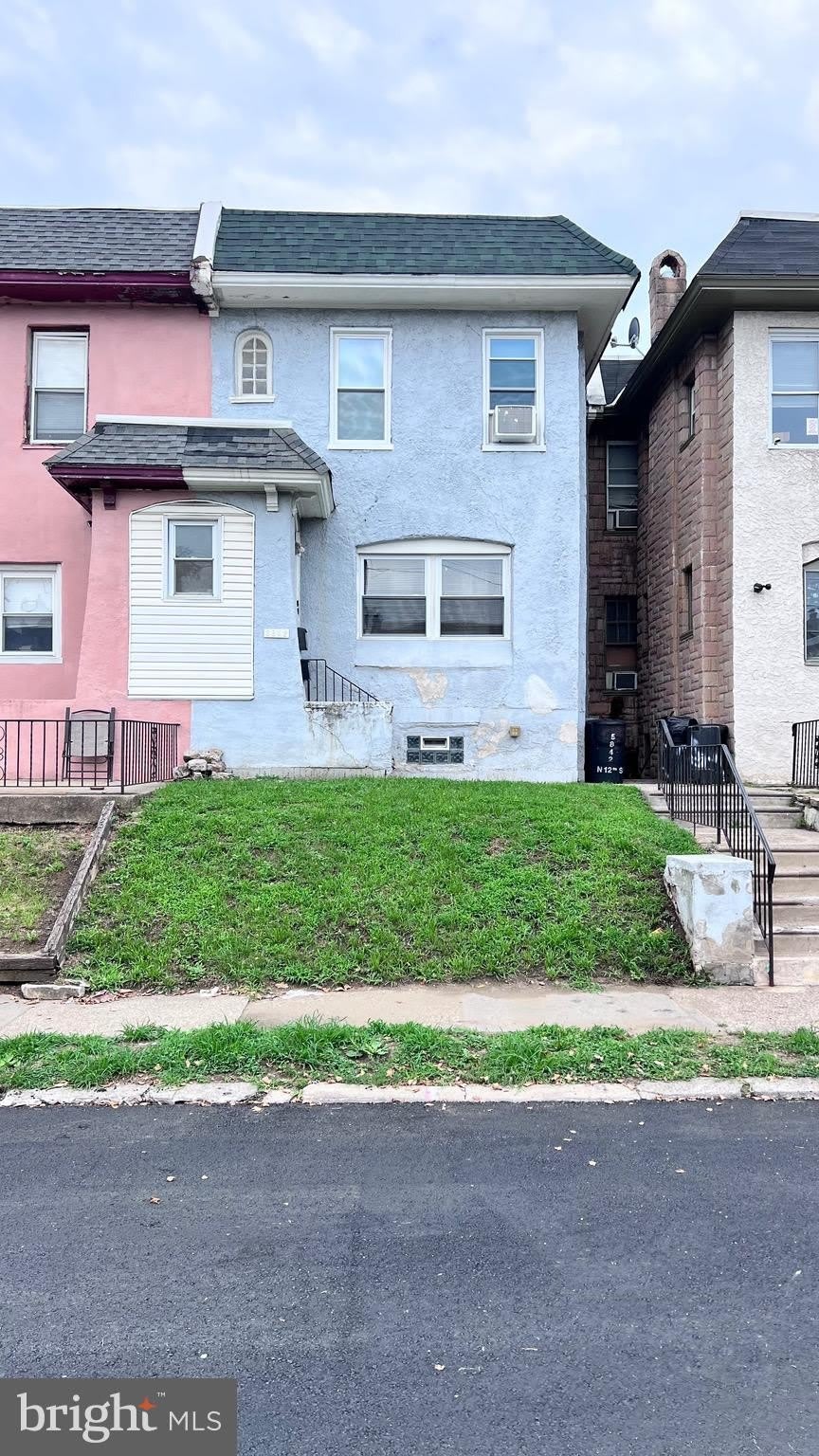 5842 N 12TH Street – photo 1