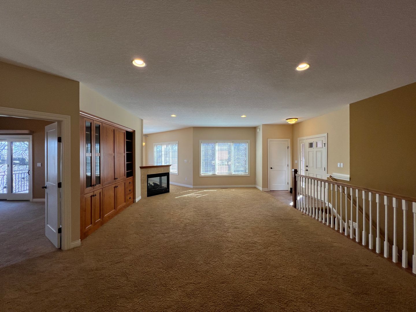 Luxury Townhome – photo 4
