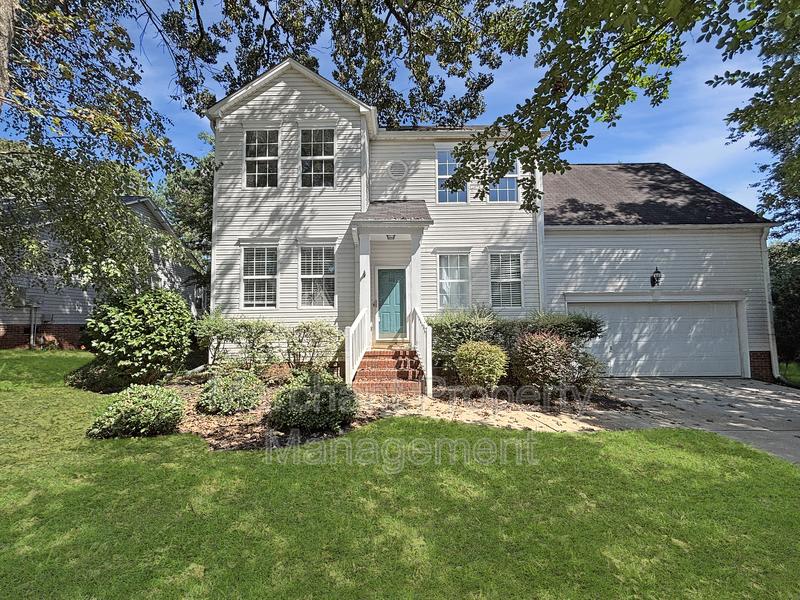 110 Golden Crest Court – photo 1