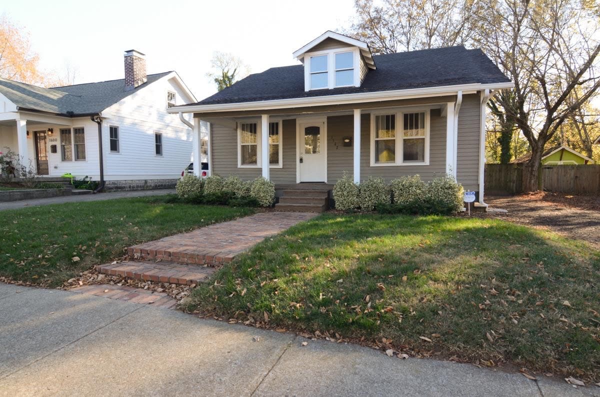 Historic Craftsman Steps Away From Eastland Park in East Nashville – photo 2