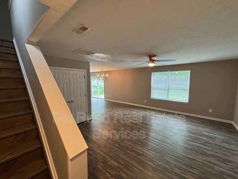 1184 Lincoln Avenue – photo 5