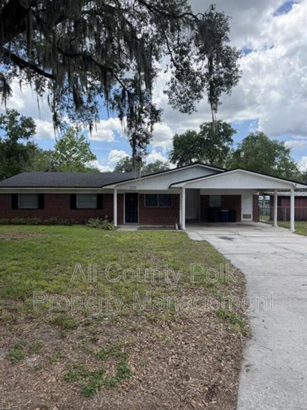 2255 E Helen Cir – photo 1