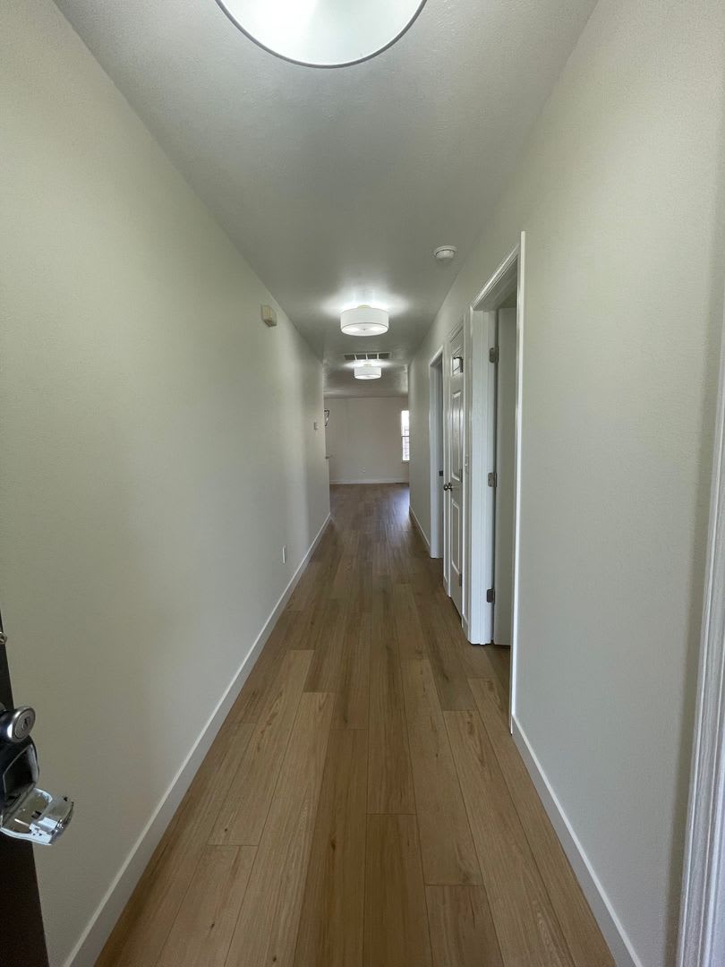 1009-1011 – photo 2