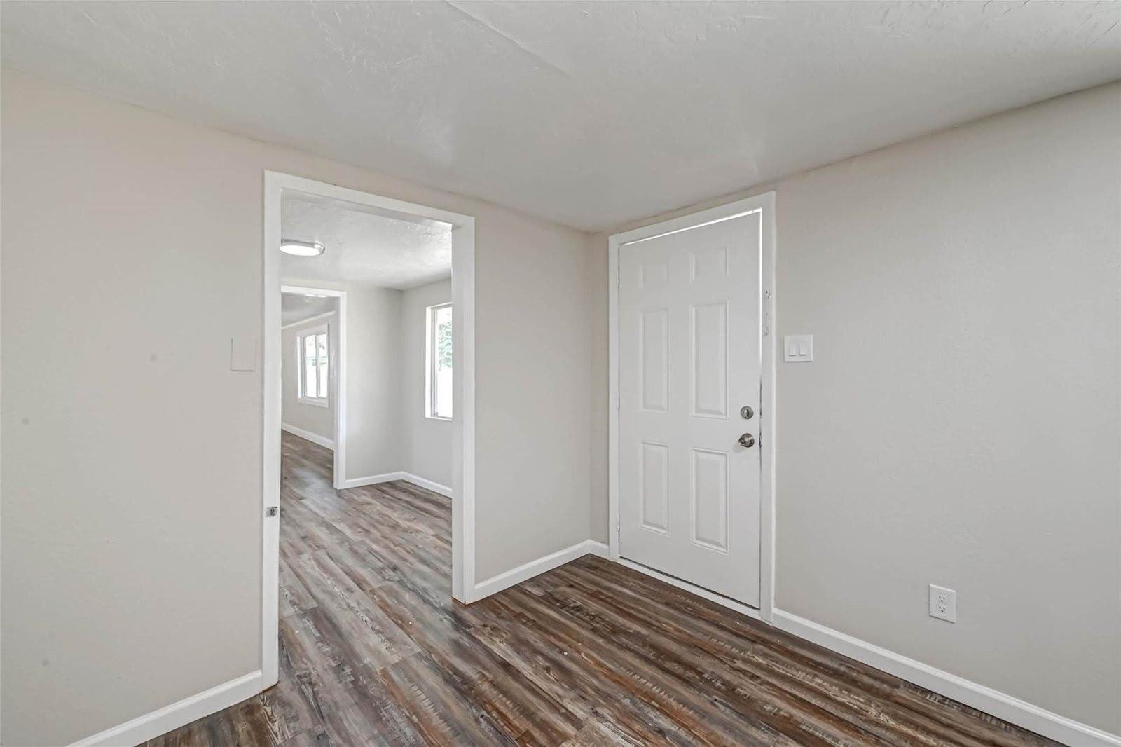 10694 Pine Street – photo 5