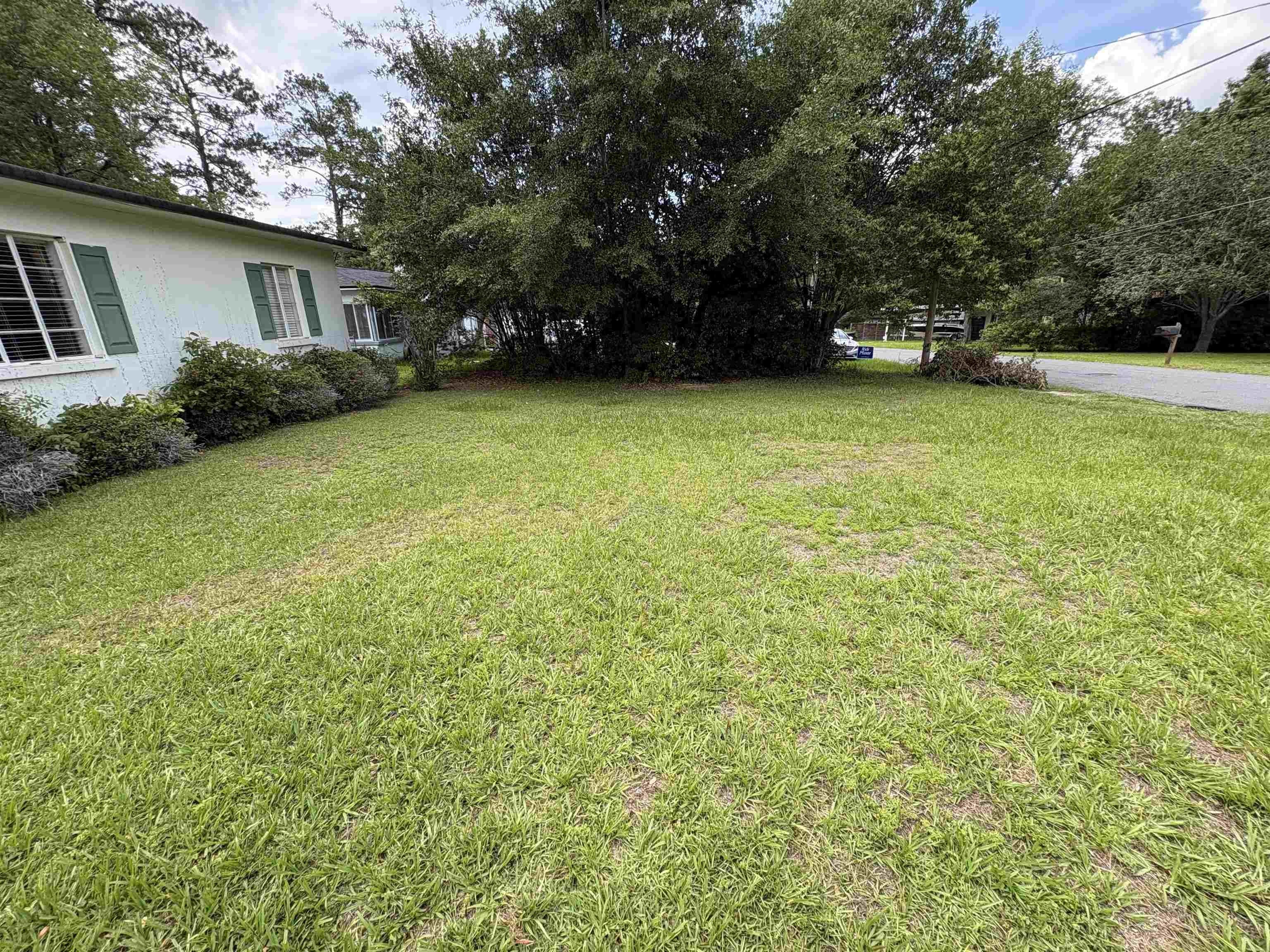 2106 E Dellview Drive – photo 2