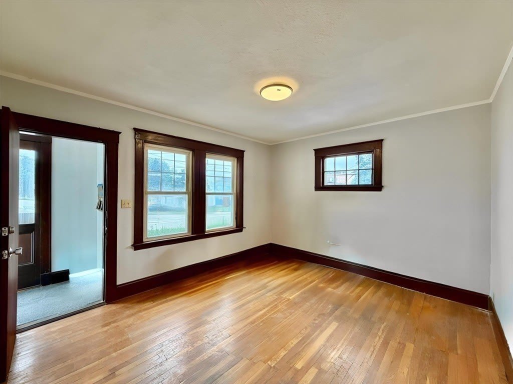 162 South St – photo 5