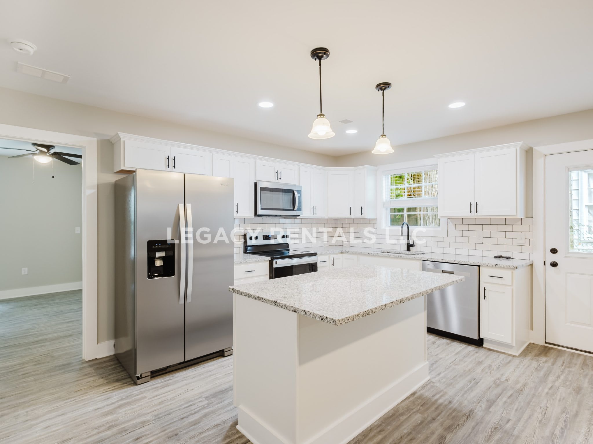 326 Elm Street – photo 3