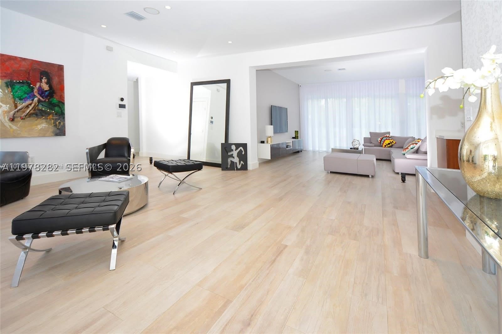 880 N Venetian Dr – photo 4