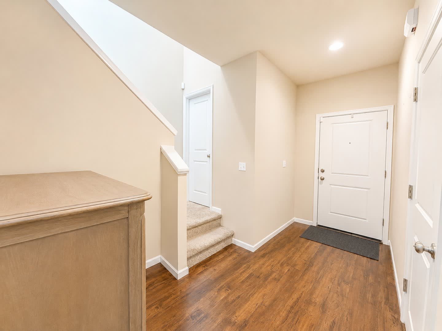 Large 4 Bedroom Home with EV Charger and Solar in Bethany Area – photo 3