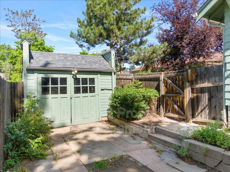 3077 Benton St – photo 3