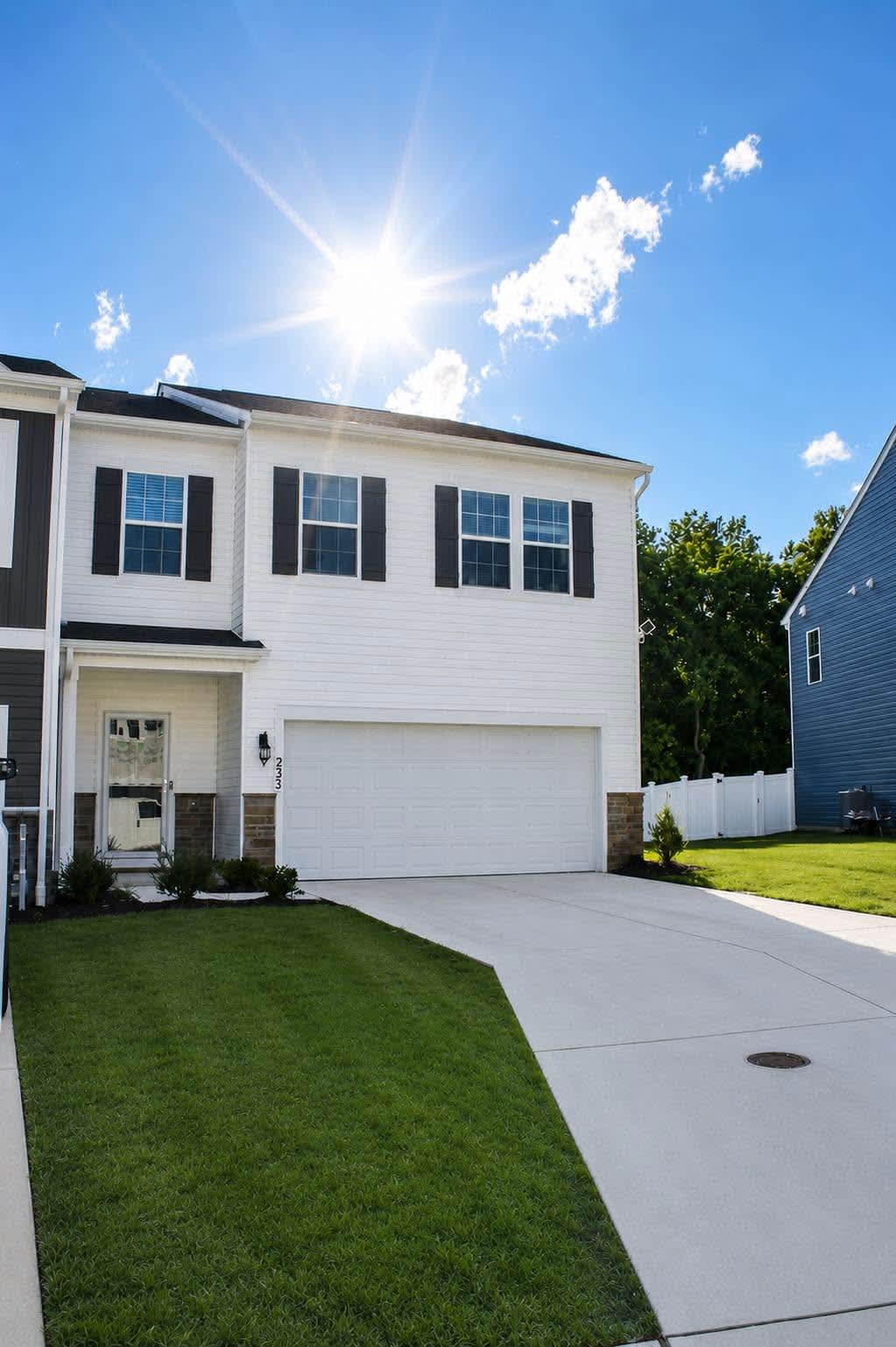 233 Correri St – photo 2