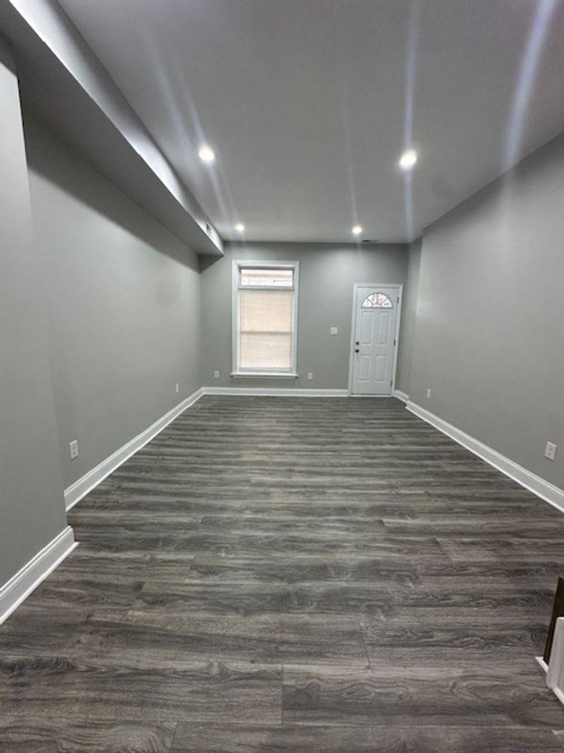Charming 3-bedroom, 3.5-bathroom house located in East Baltimore – photo 3