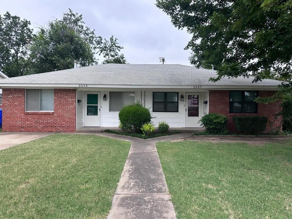 2037 Delaware Lane – photo 1