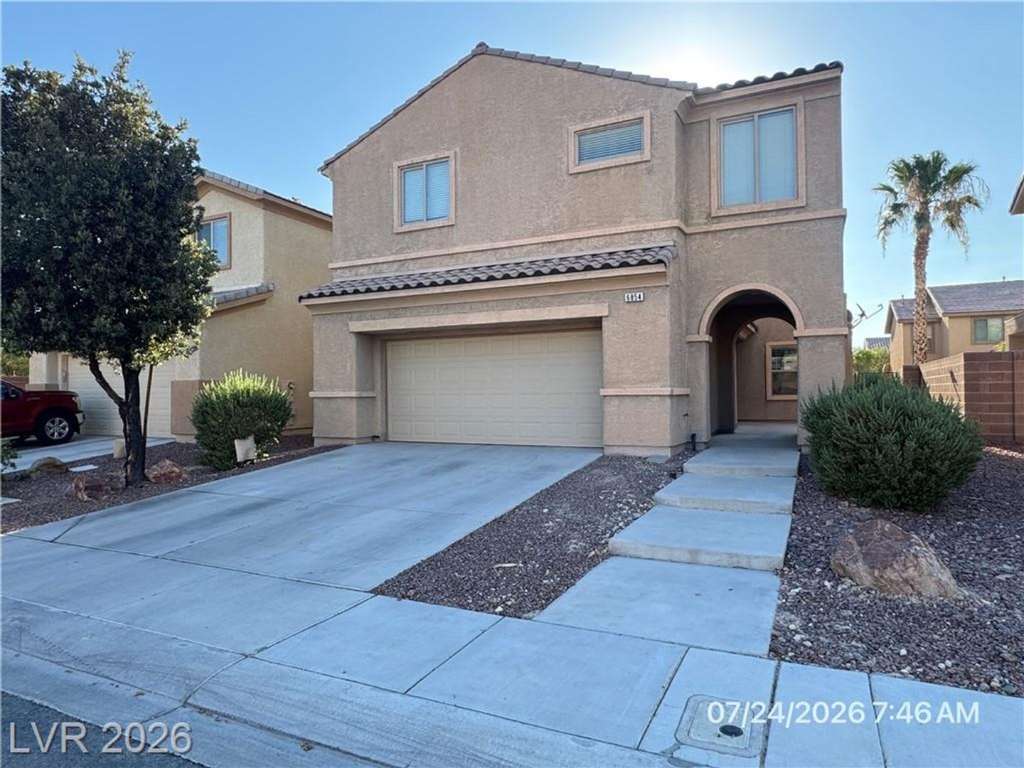Beautiful Aliante Home with Huge Loft, New Carpet & Covered Patio – photo 2