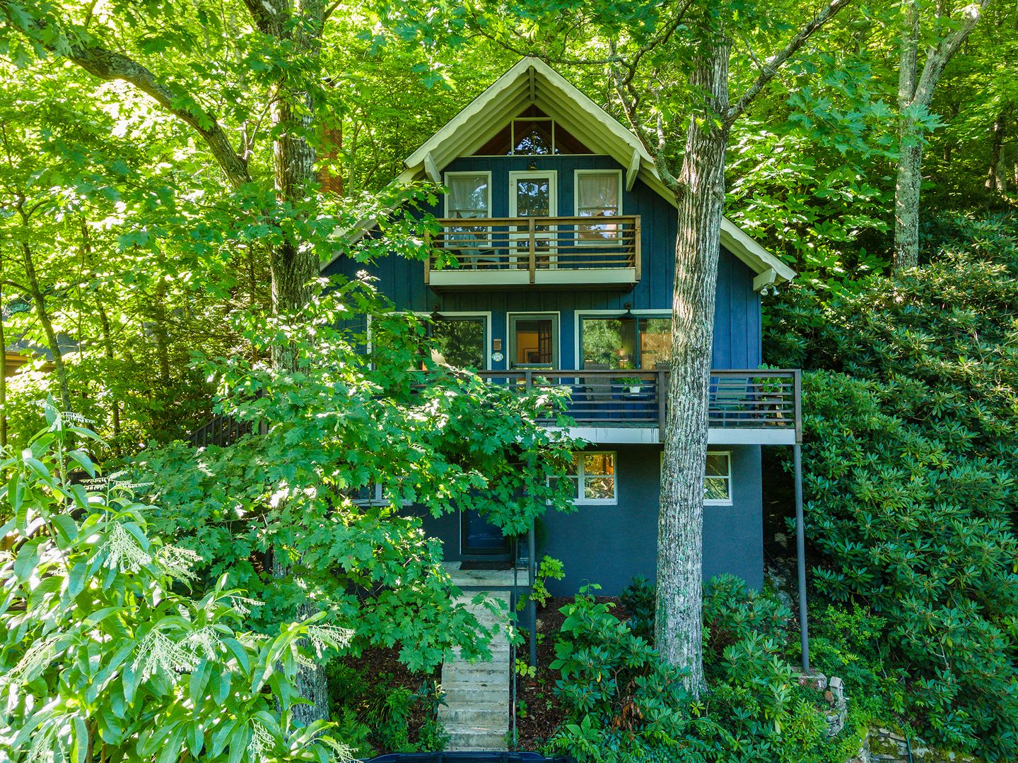 Montreat School Year Rental- Available 9/15/26-5/15/27 – photo 2
