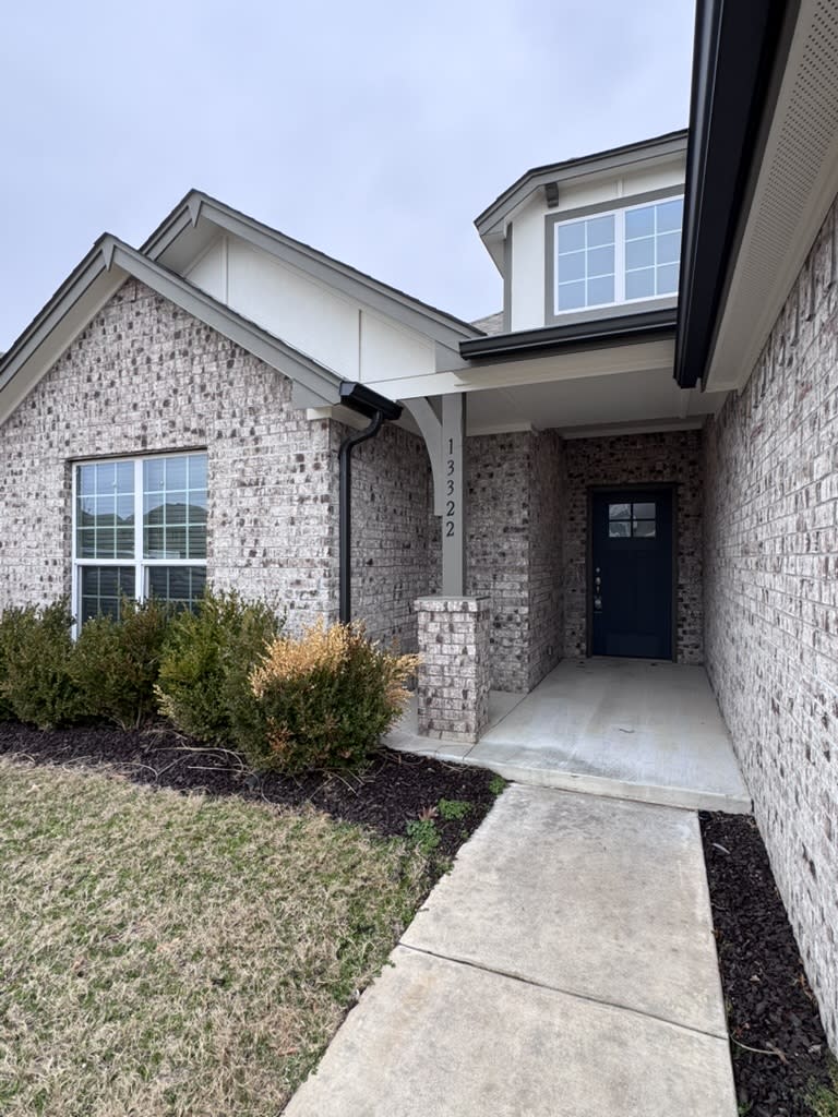 13322 S 19th Ct – photo 2
