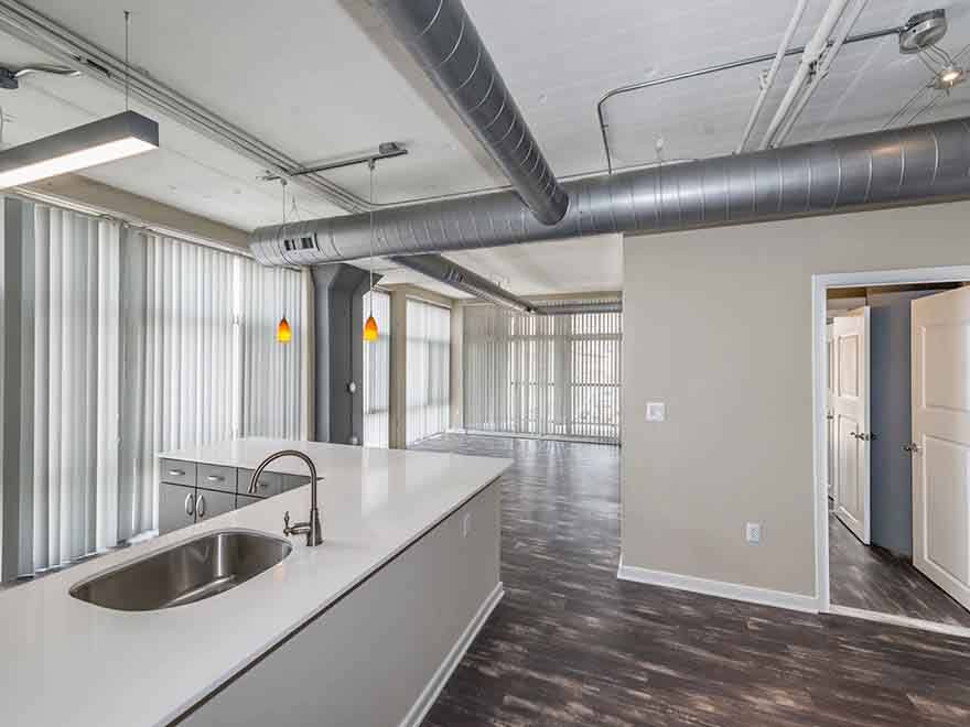 222 Saratoga Apartments – photo 2