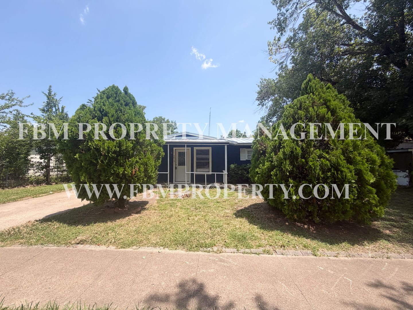 3015 Winfield Dr – photo 1