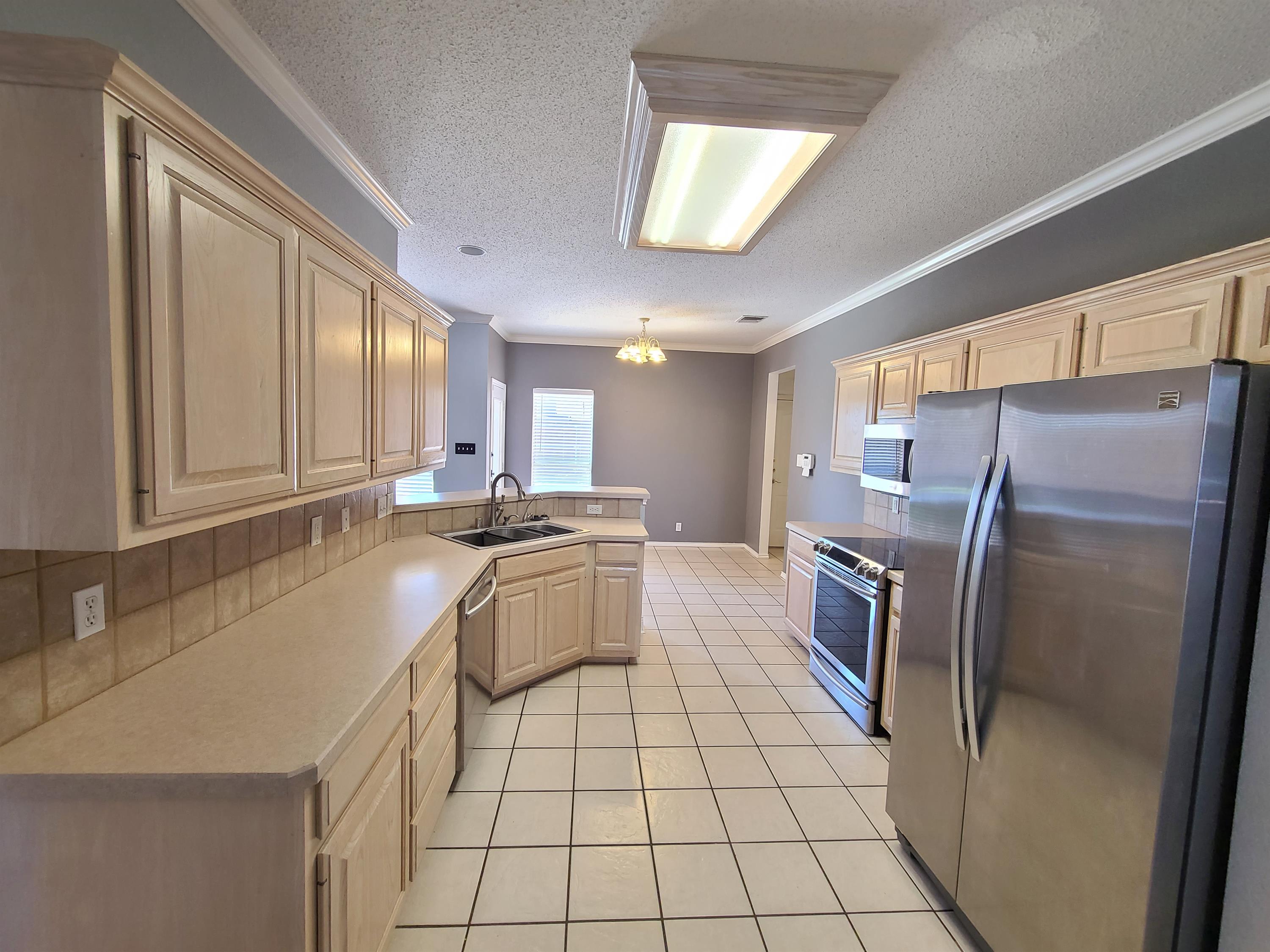 3401 Mark Lane – photo 2