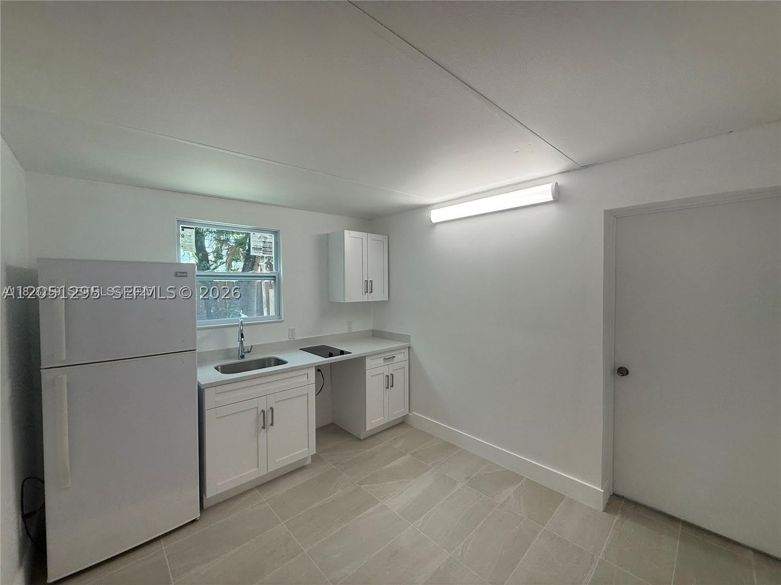 6765 SW 34th St – photo 3