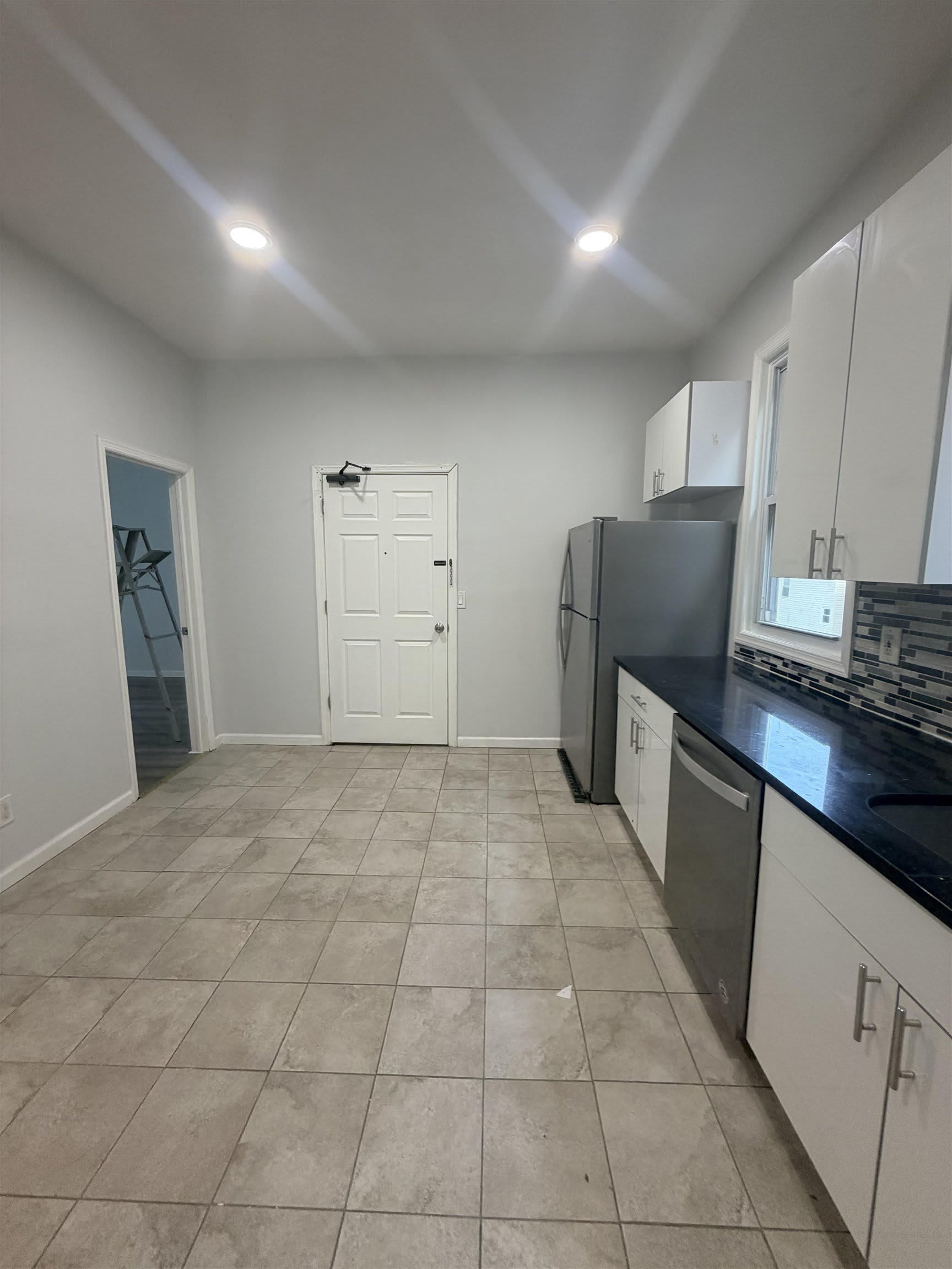109 FRANK E RODGERS BLVD N – photo 2