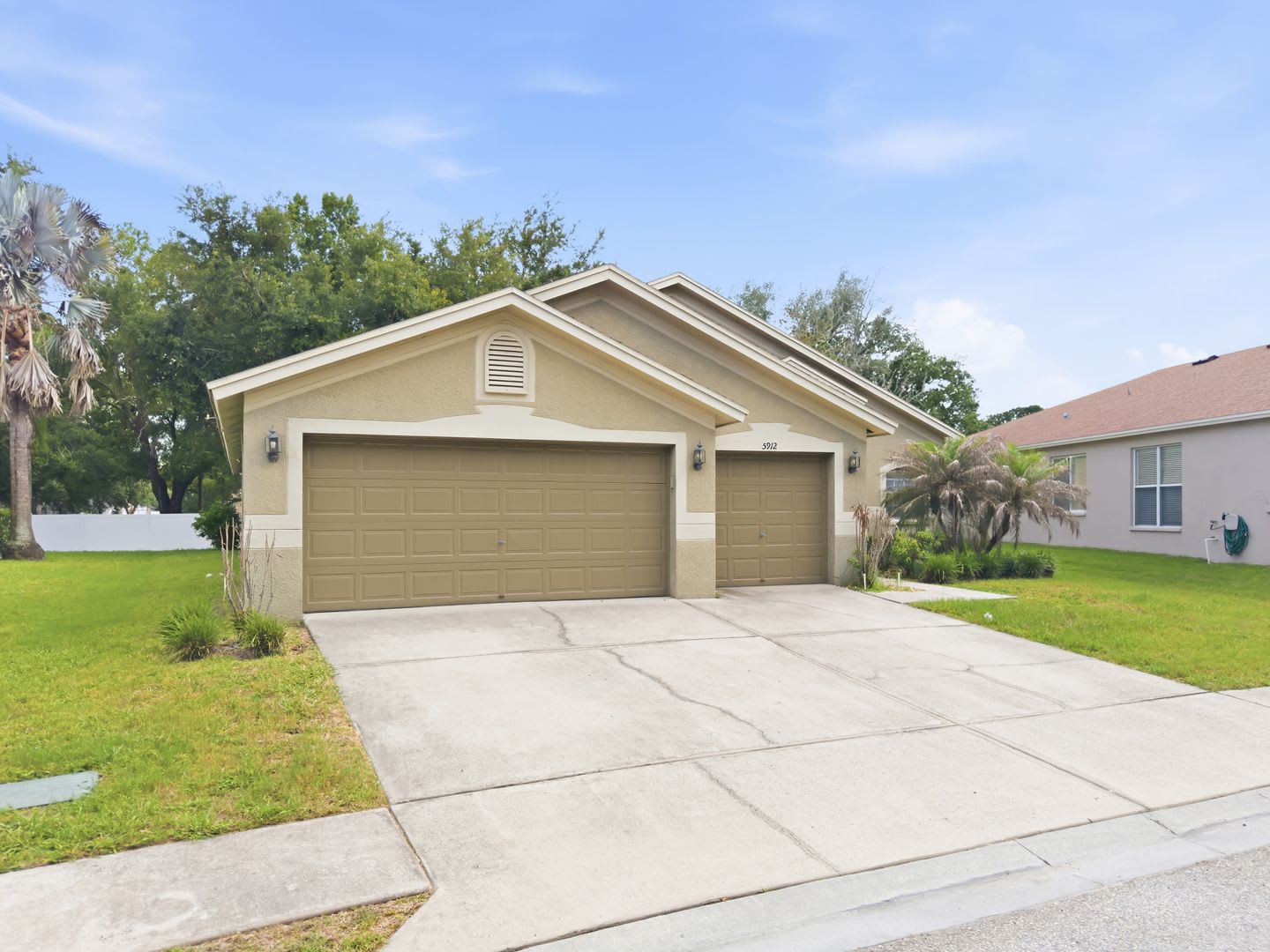 Gorgeous 4/3 Home – photo 3
