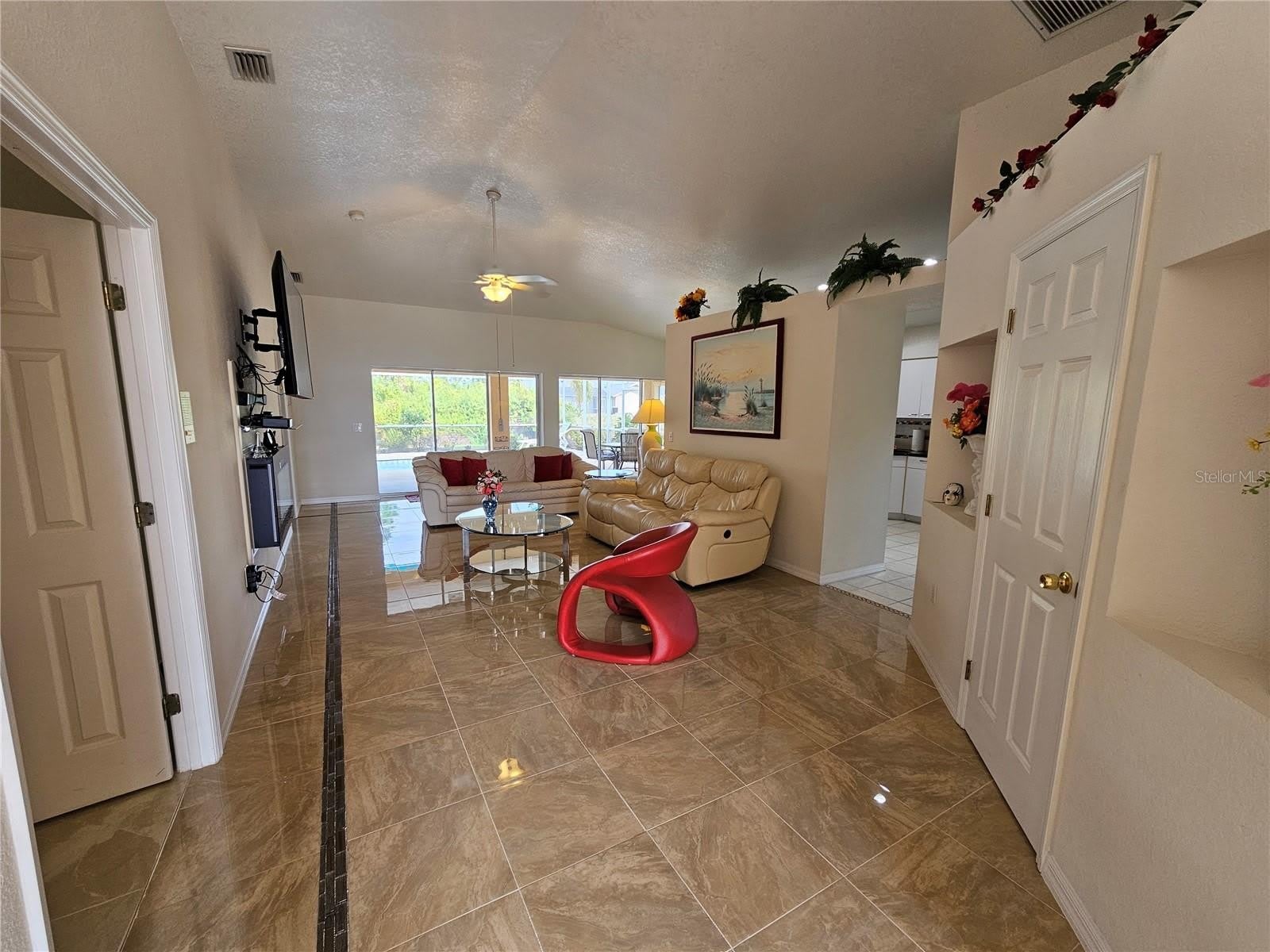 114 ALBATROSS Road – photo 3