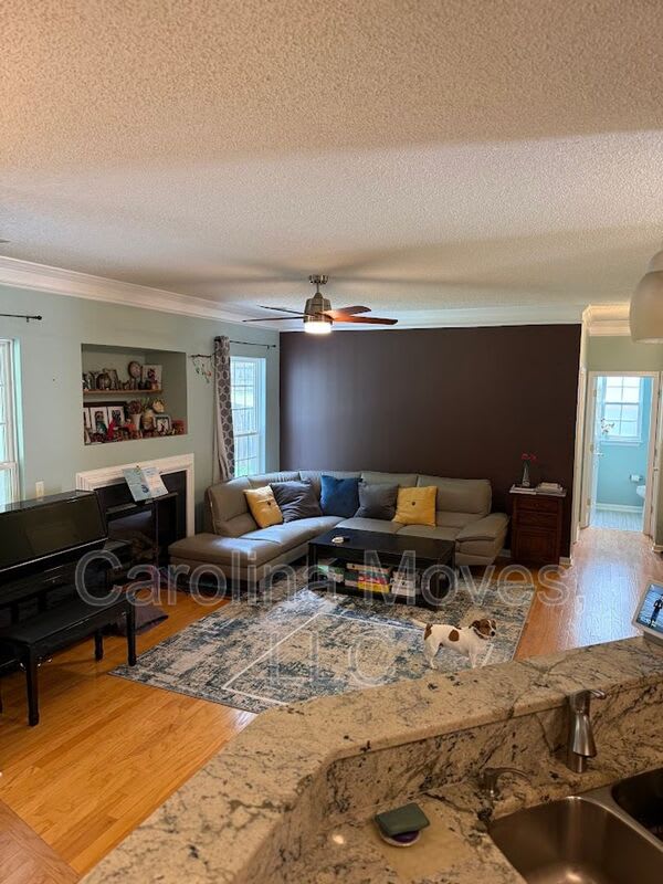 510 Grafton Ct. – photo 5