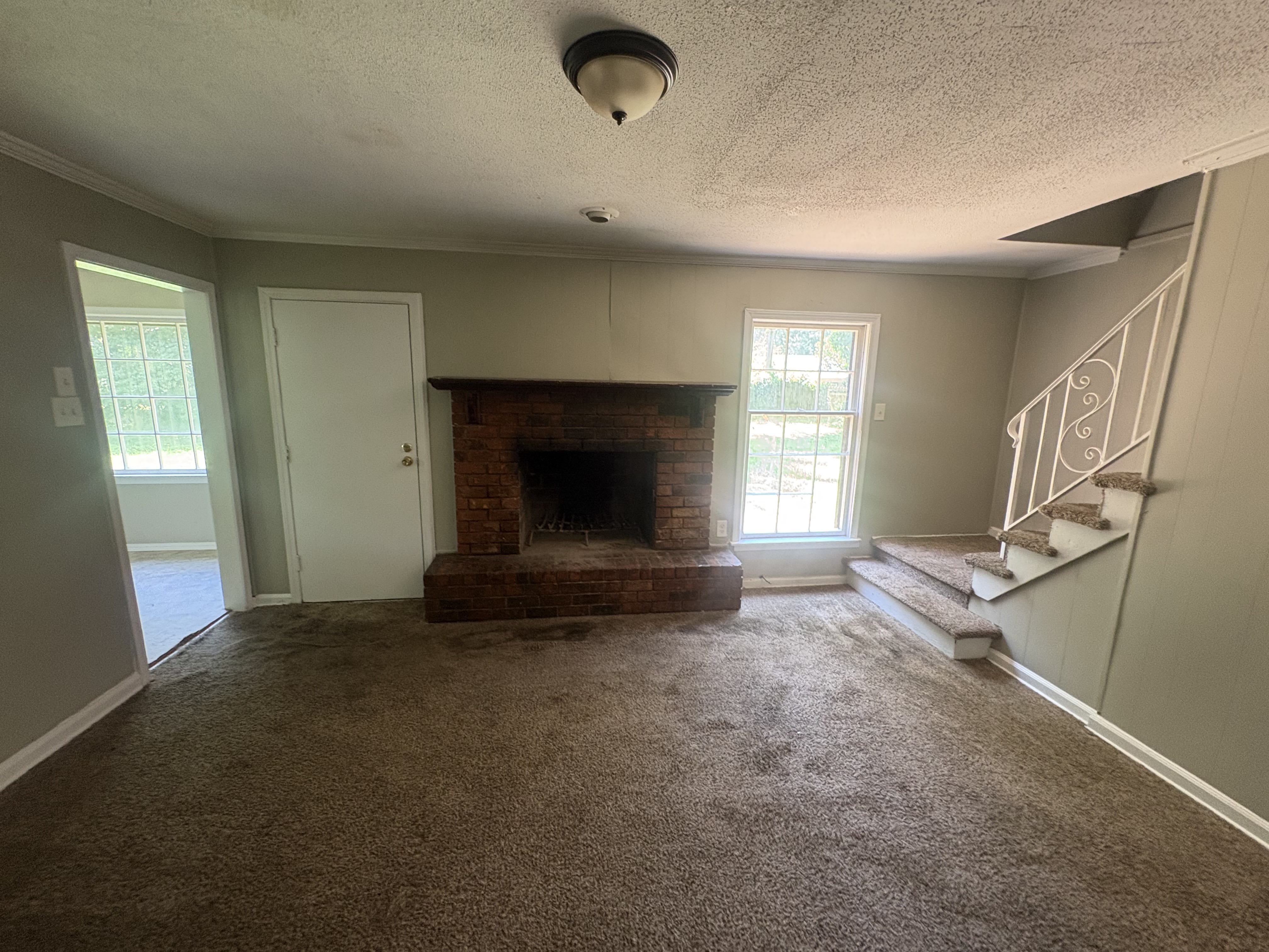 4911 Fernbrook Dr – photo 3