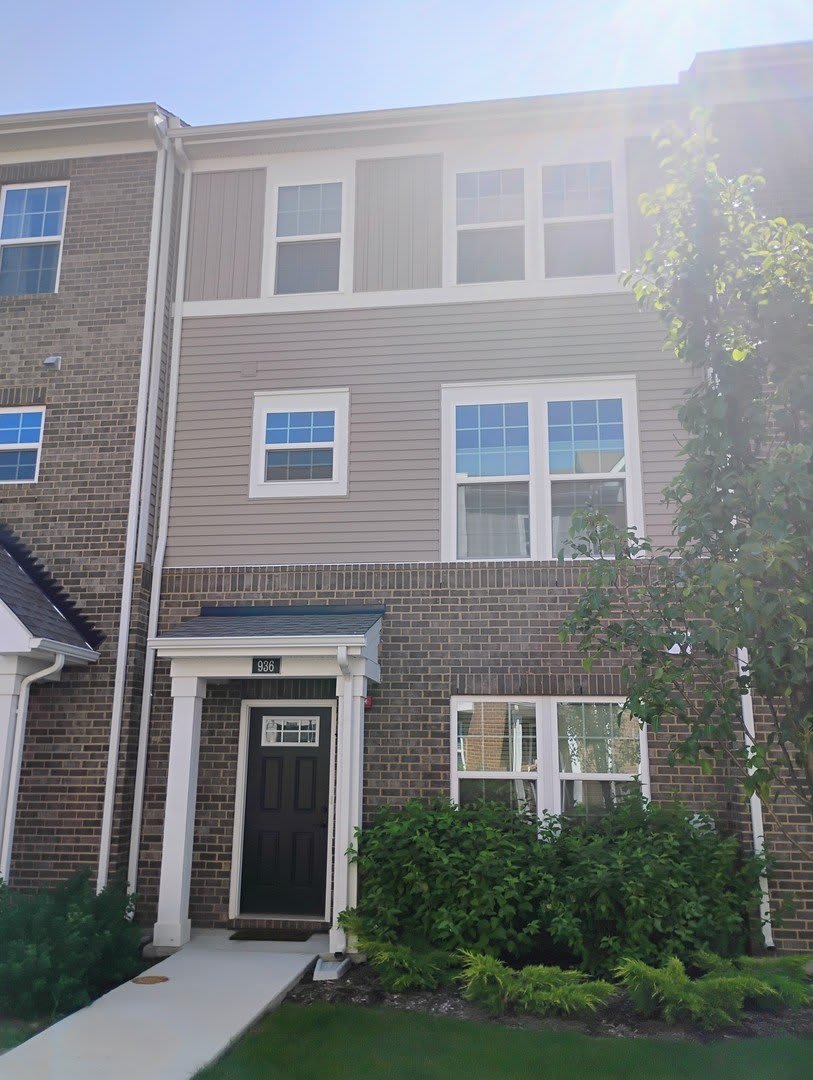 936 Jenkins Court – photo 2