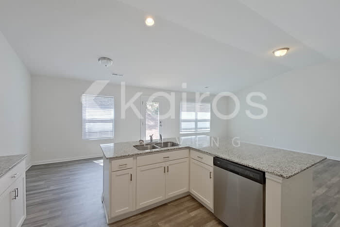1151 Silvertrace Drive – photo 5